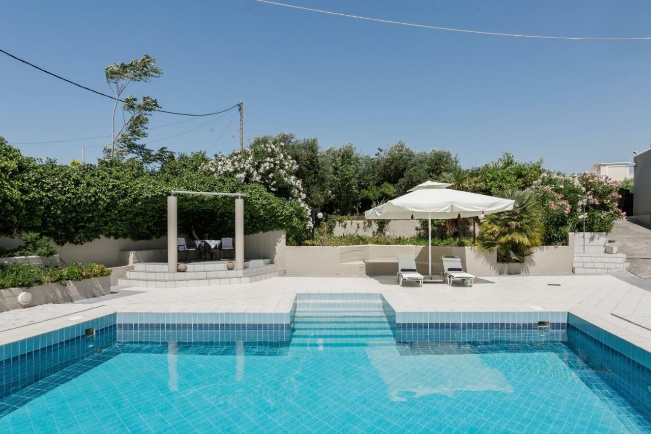 Knossos Palace Secluded Villa Skalanion 外观 照片